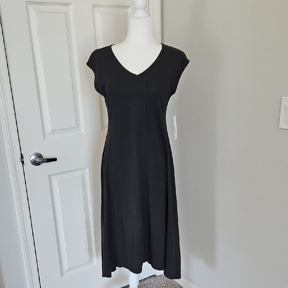 Eileen Fisher V Neck Dress, Size XS, New With Tags!